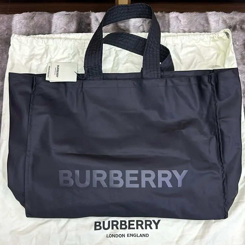 NWT Burberry Tote